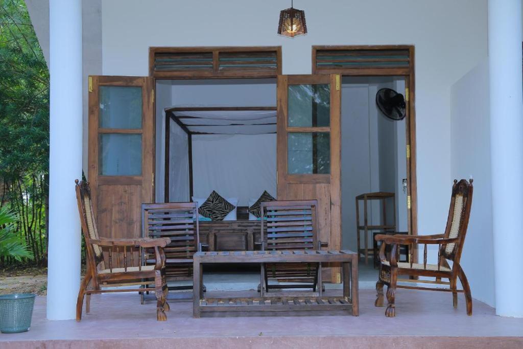 Silent Cabana And Restaurant Marakolliya, Tangalle Exteriér fotografie